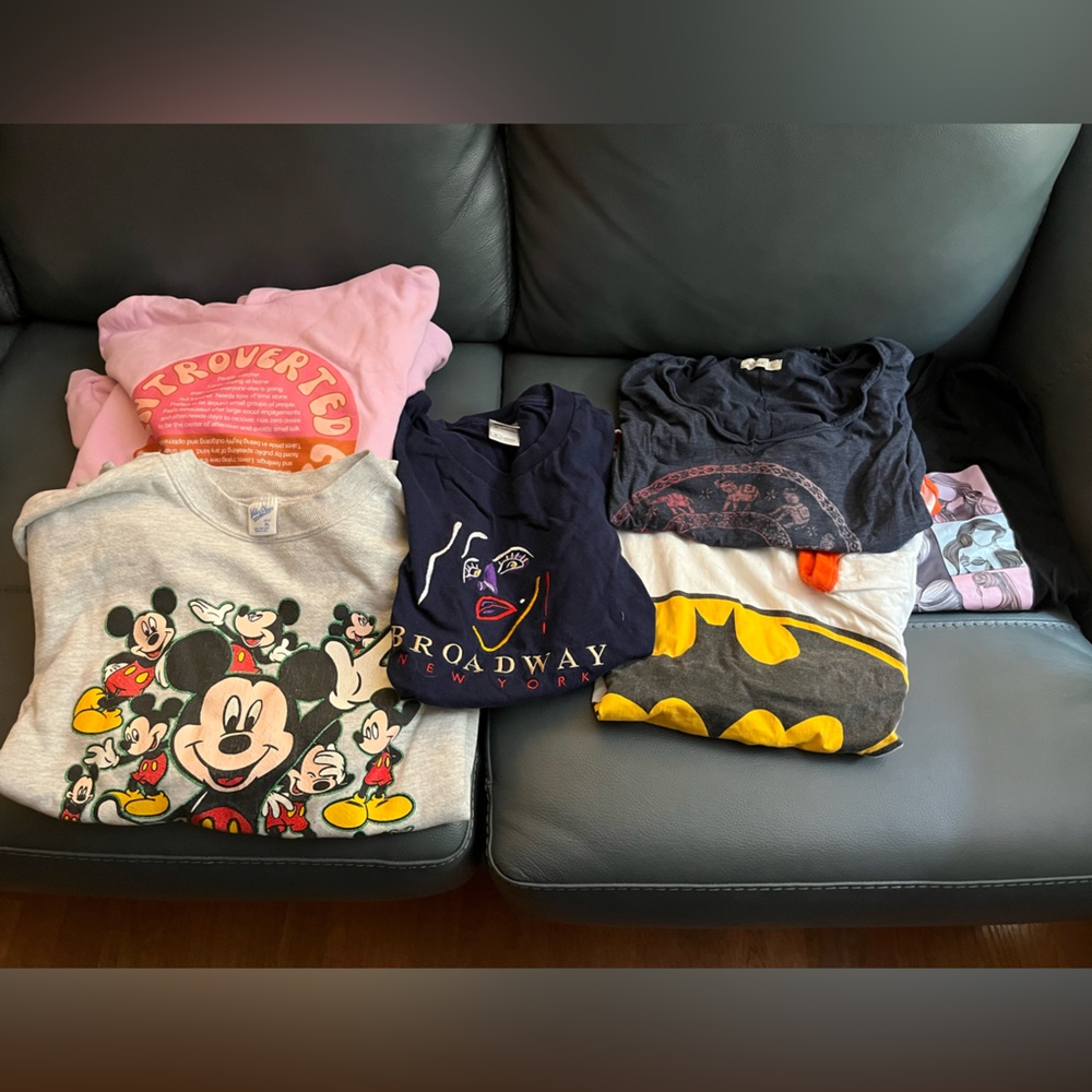 Clothing Bundle lot #1
Size large/XL